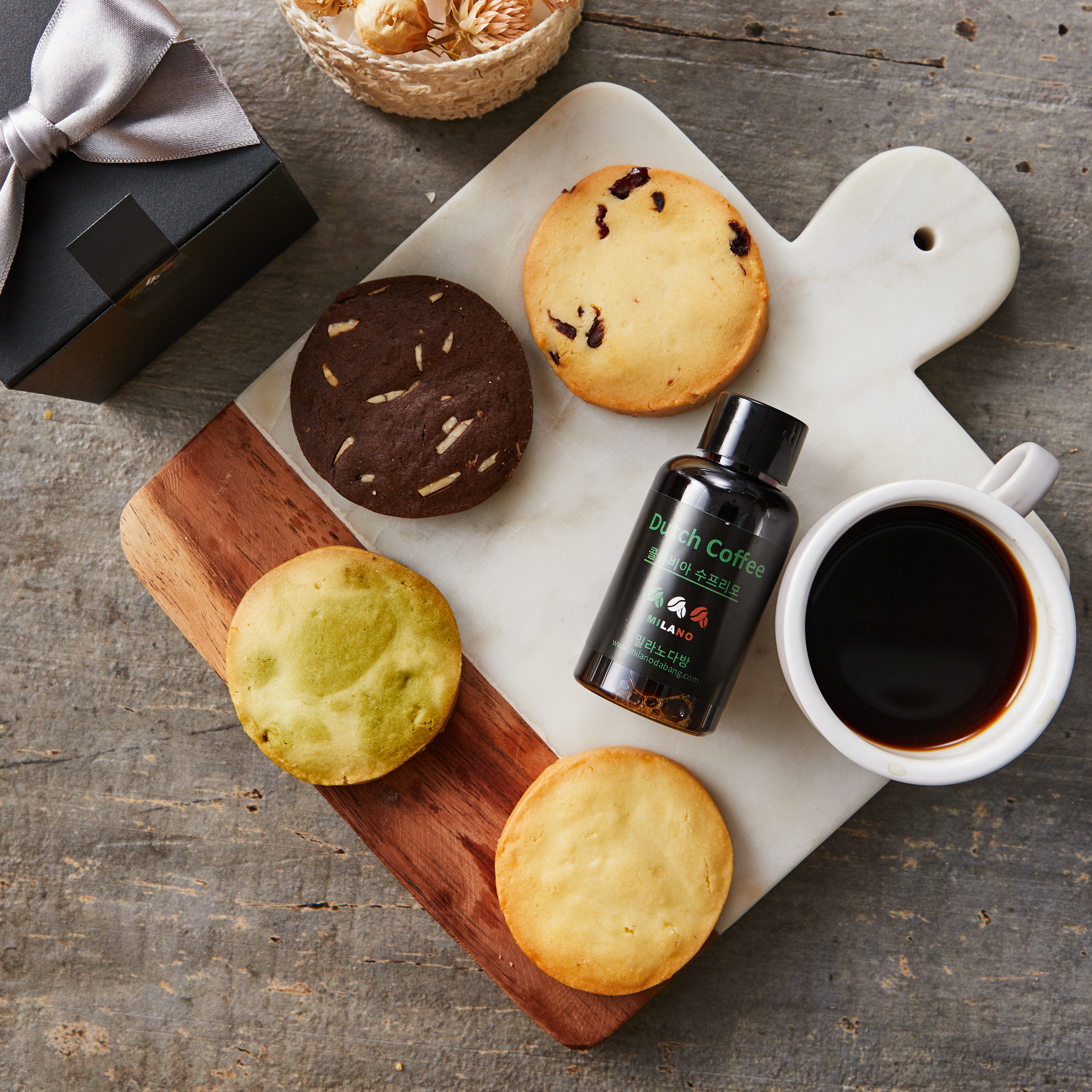 수제쿠키4+더치커피1